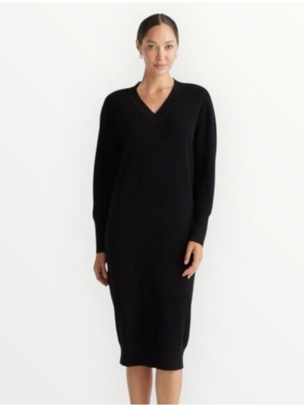 Quince Mongolian Cashmere V-Neck Midi Sweater Dress in Black Size L